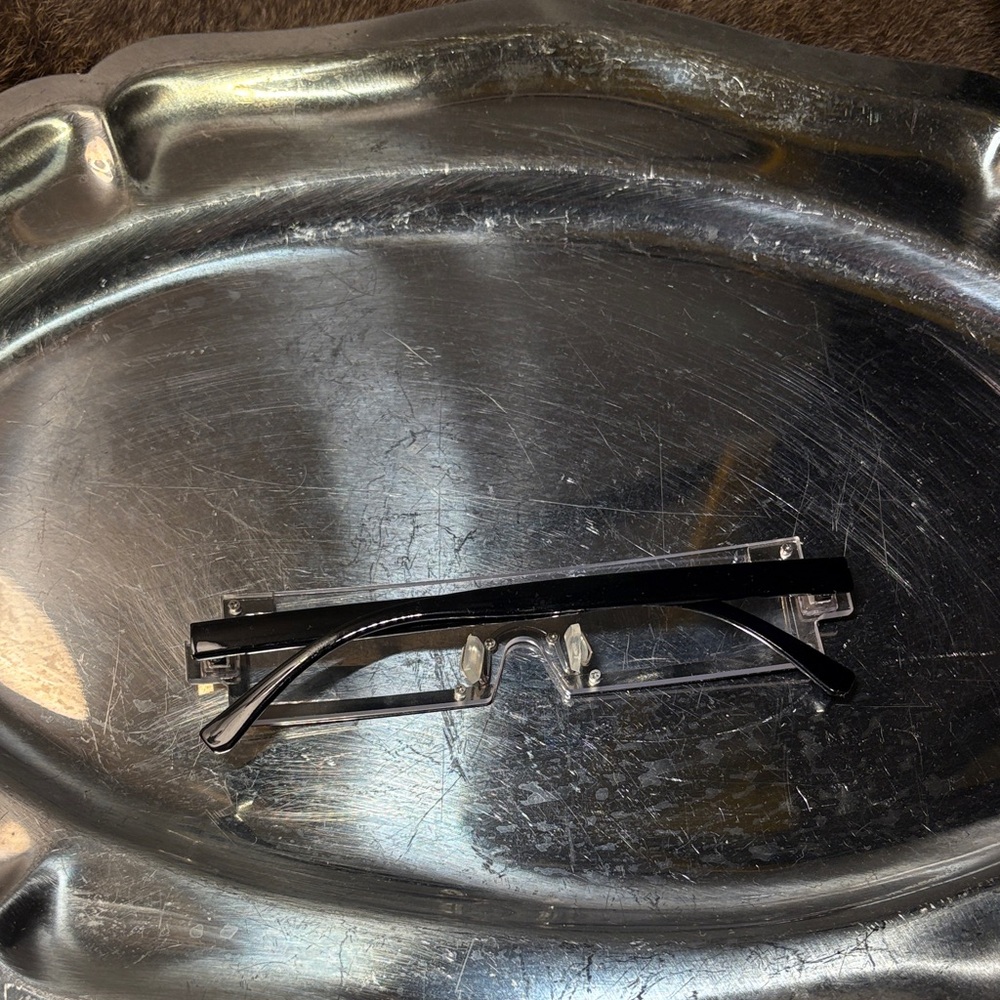 Rectangular Silver Sunglasses - Picture 6 of 6